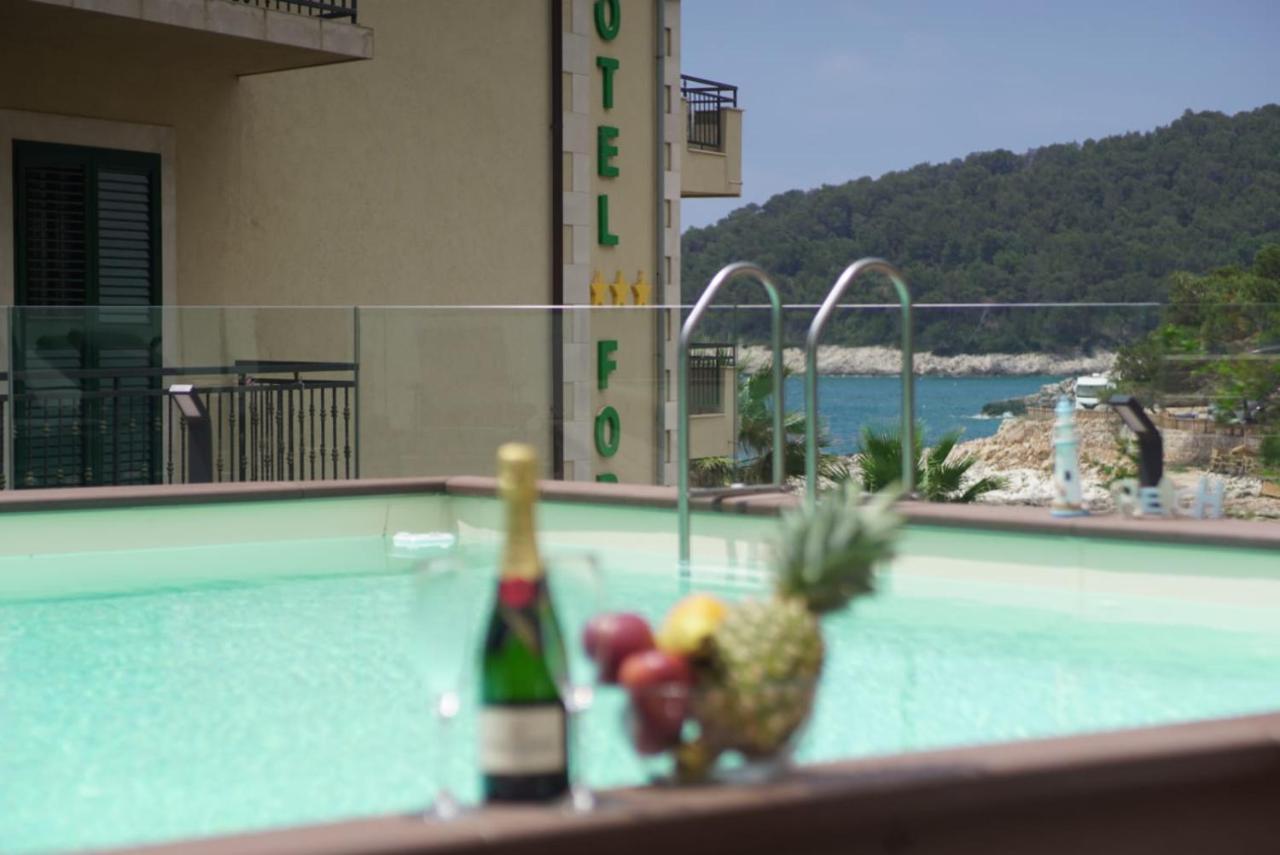 Hotel Fortuna Milna  Exterior photo